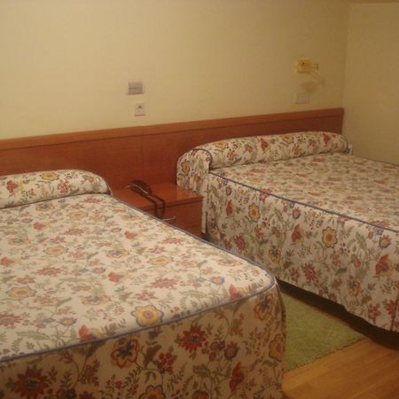 Hotel Isabel Briviesca Ngoại thất bức ảnh