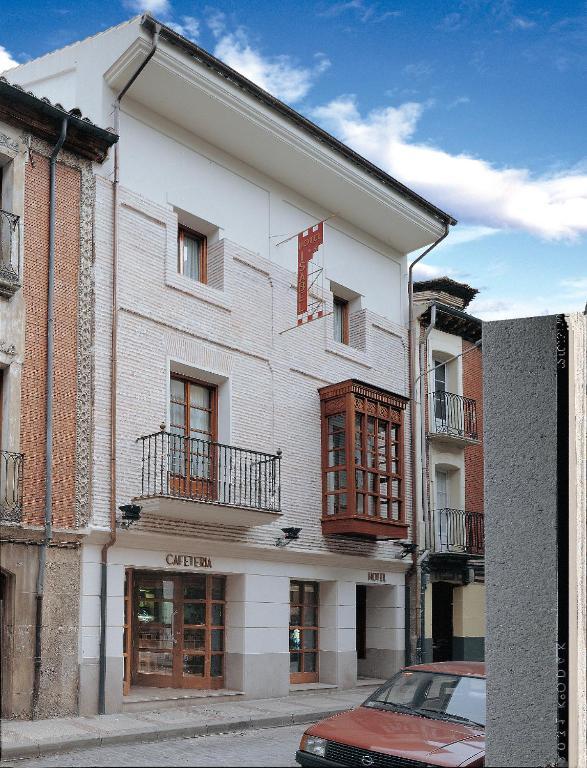 Hotel Isabel Briviesca Ngoại thất bức ảnh